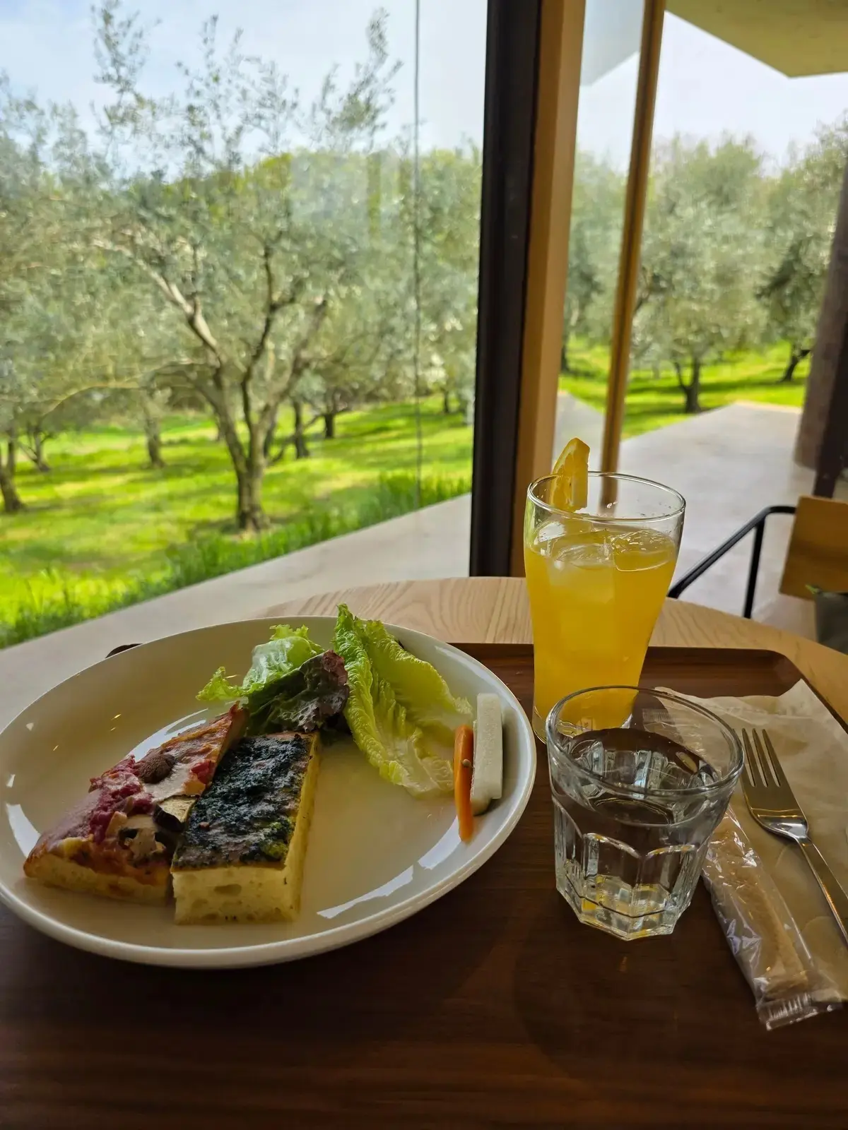 オキオリーブガーデンカフェ