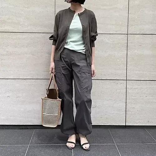 くすみ配色で作る大人のハンサム