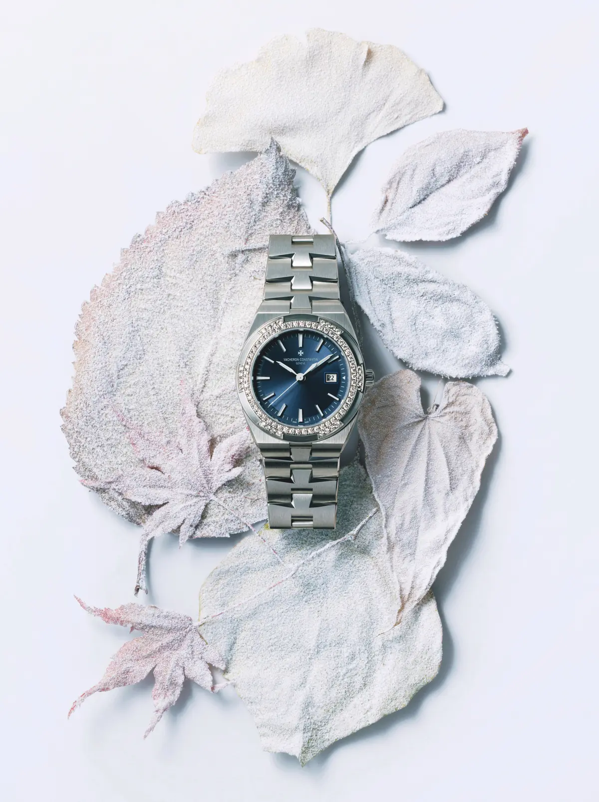 ヴァシュロン・コンスタンタンのオーヴァーシーズ　旅する心を日常にもたらす 知的な美しさのきわだつタイムピース　