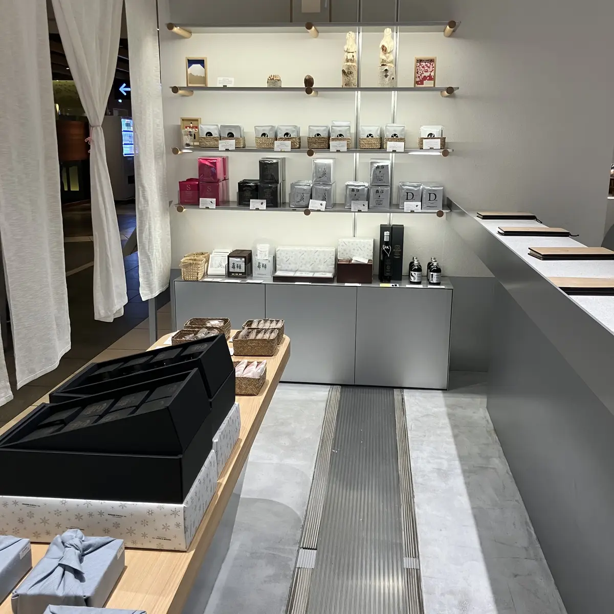 北海道の名物夜パフェと名店のコーヒーの画像_6