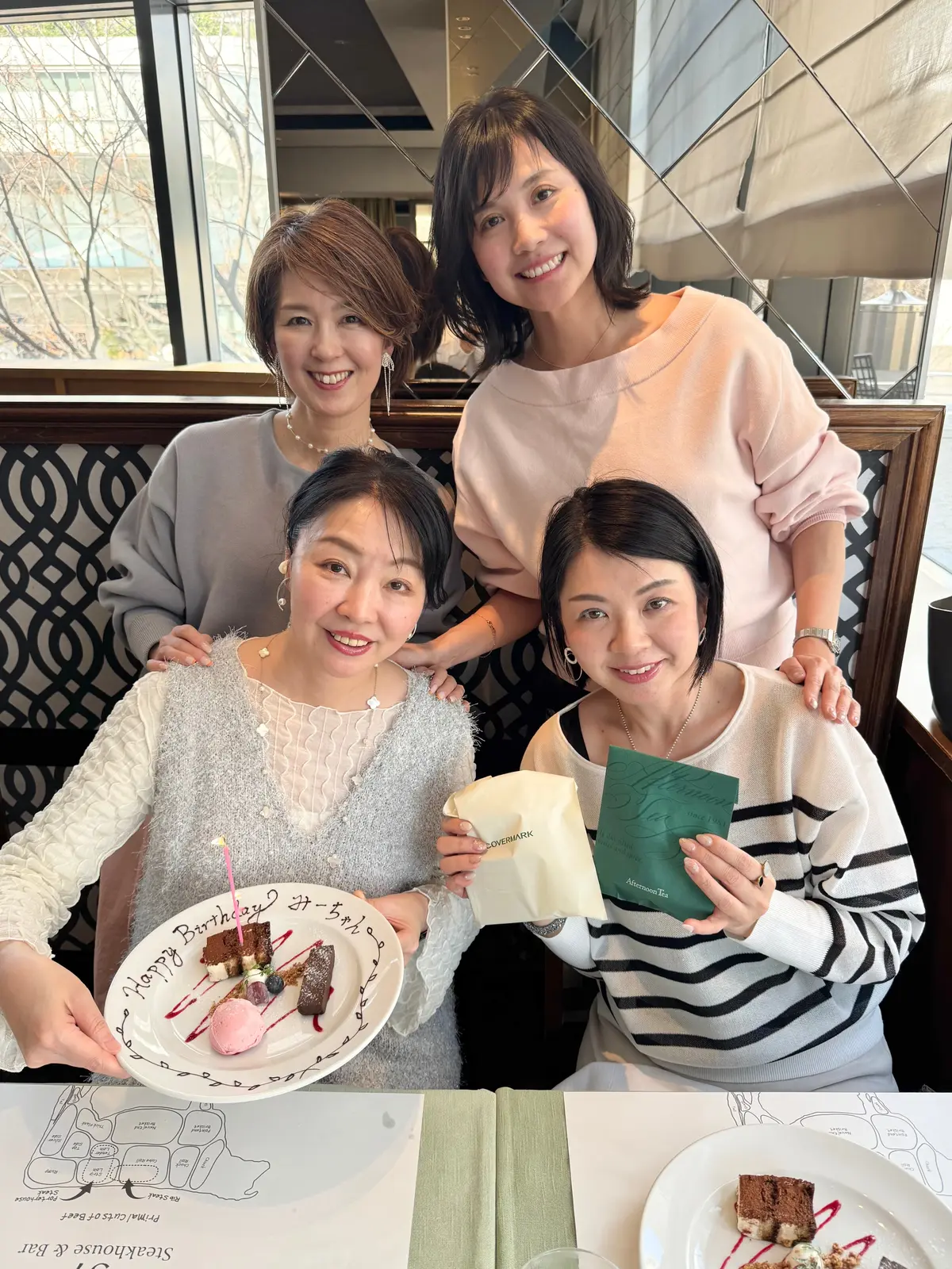 グレー×ピンクでつくる大人配色でバースデの画像_5