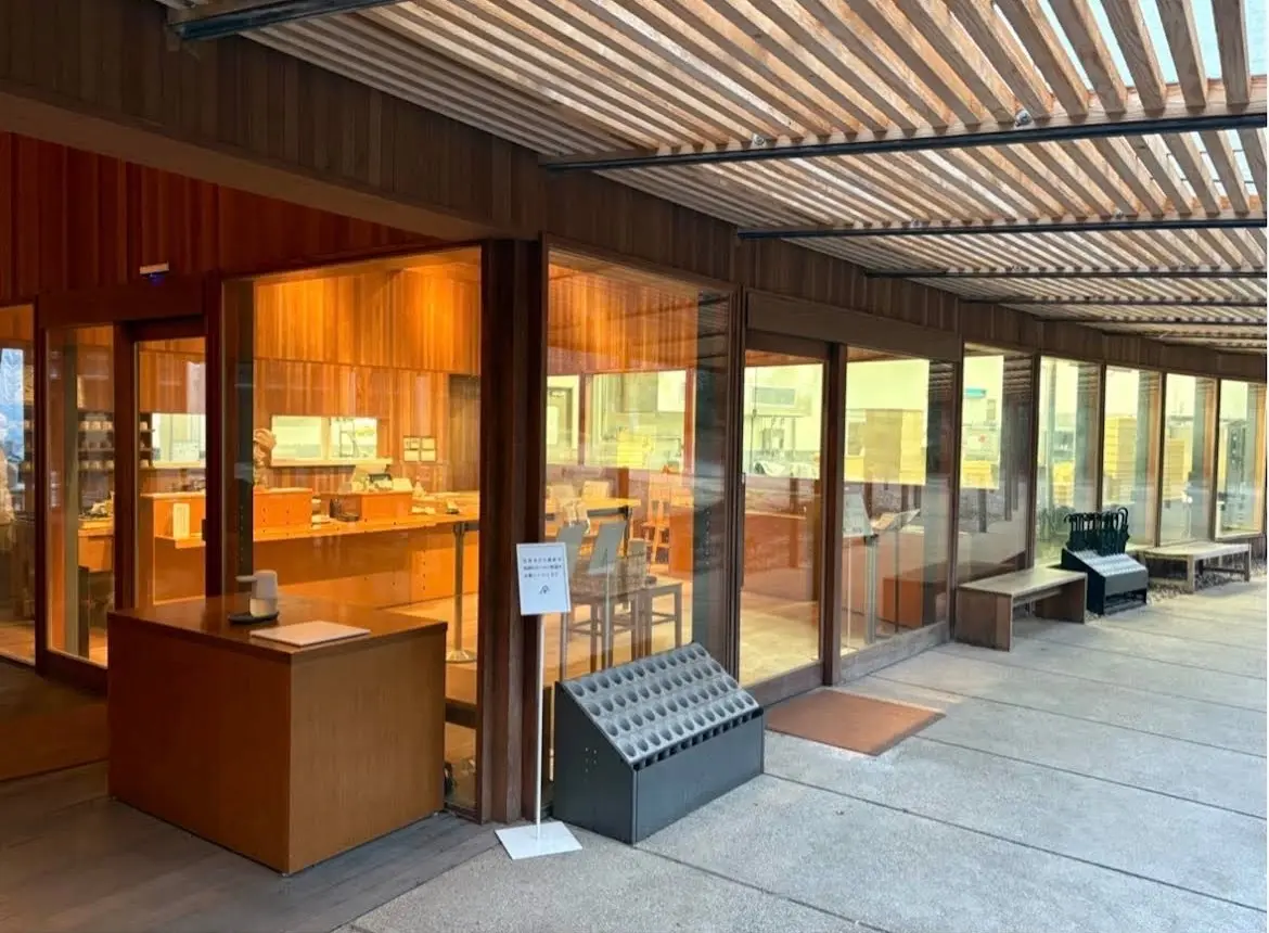 しだれ桜ととらやのお菓子♡の画像_5