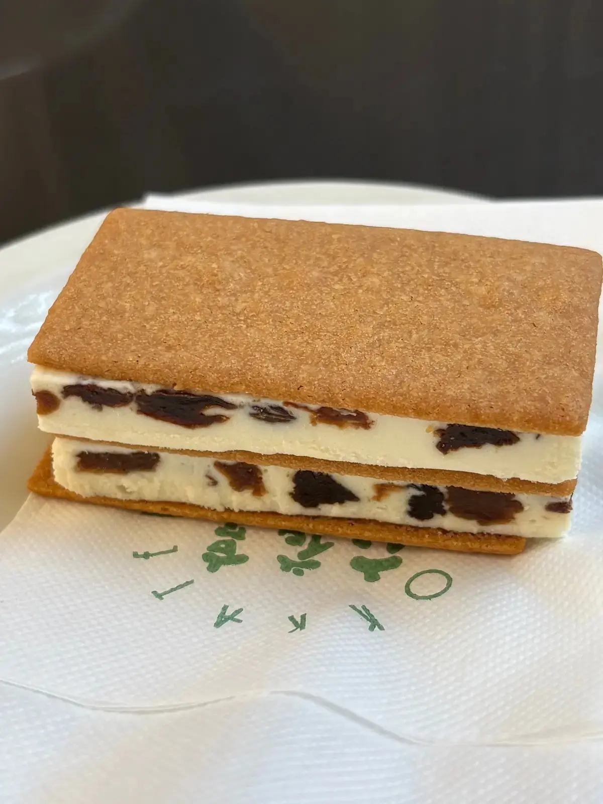 六花亭　バターサンド　北海道旅行　グルメ