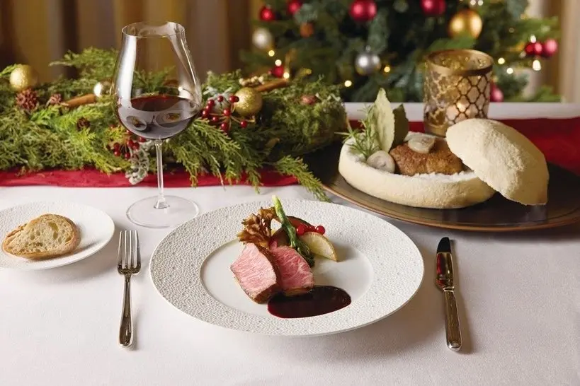 オークラ東京「Private Sky Christmas」ディナーイメージ