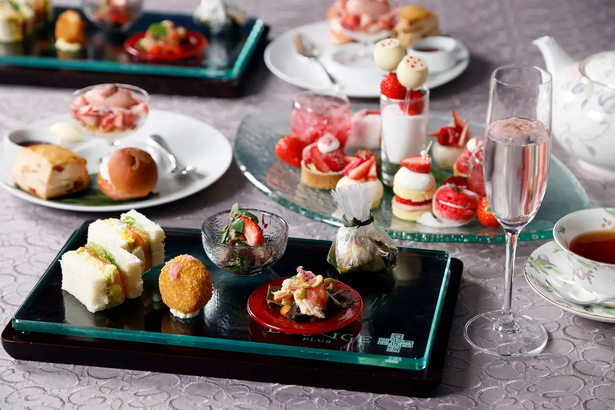 アフタヌーンティー　大阪マリオット都ホテル　LOUNGE PLUS