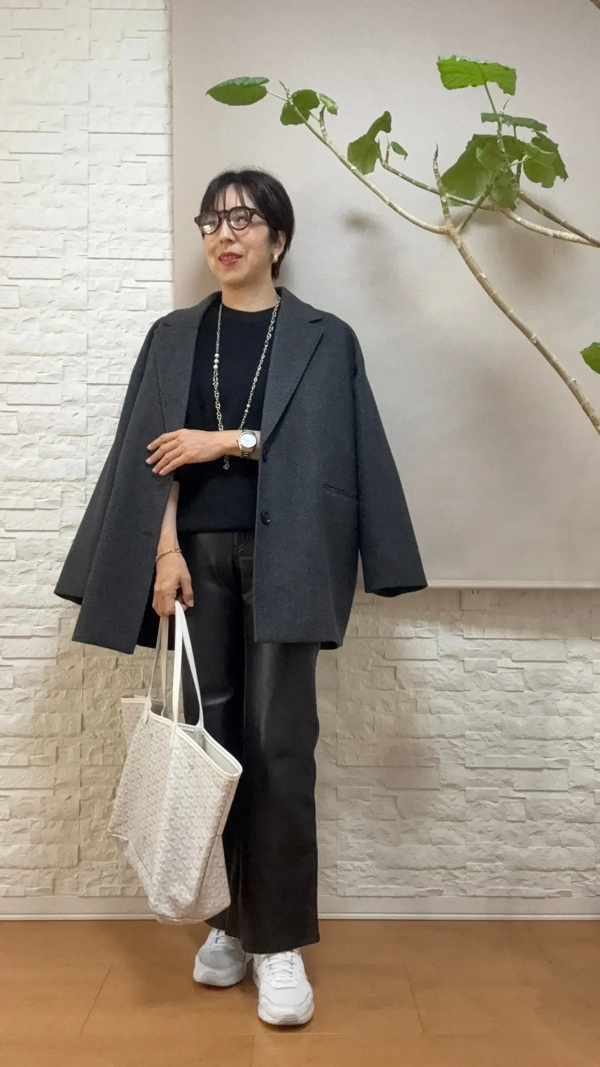 50代GUレザーパンツコーデの画像_4