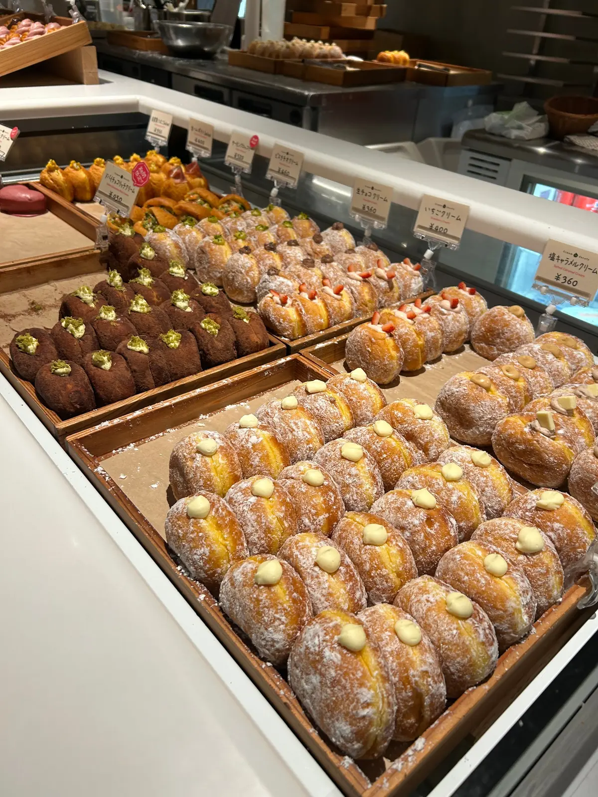 We ❤️donut 神楽坂。  洞窟にの画像_6