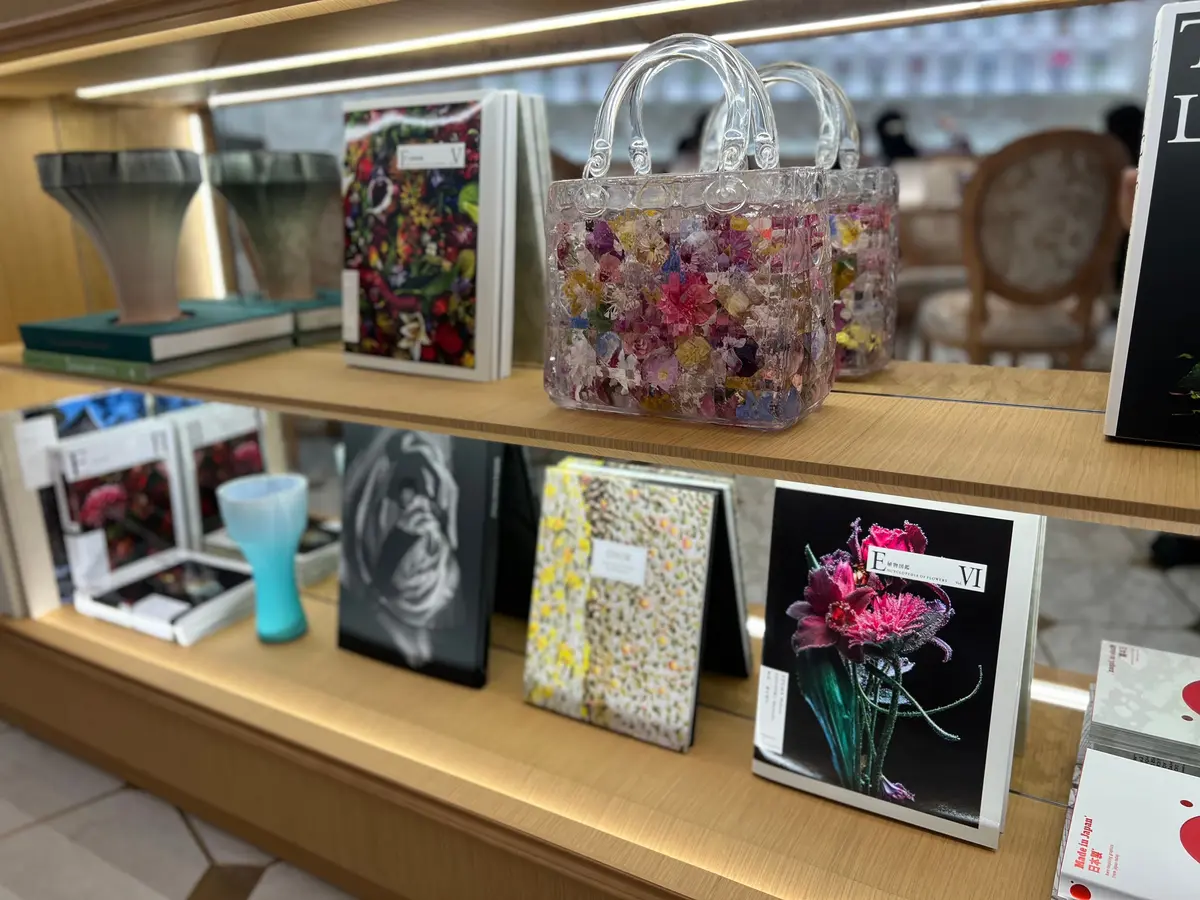 ディオール バンブー パビリオンへ…。カの画像_10