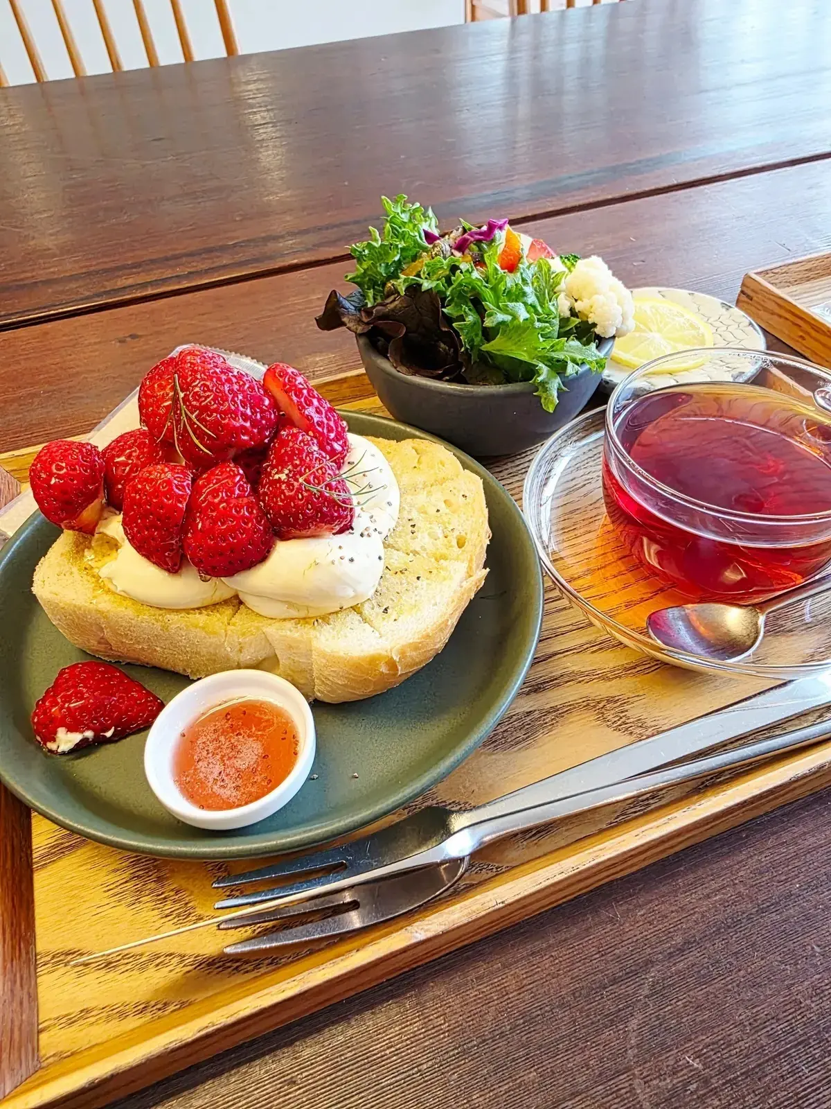 オーバッシュカフェ