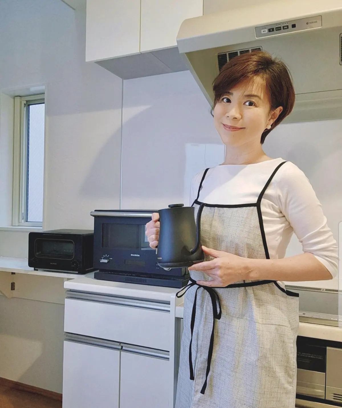 50代　女性　生活家電　Jマダム白書　おしゃれなバルミューダ で統一。料理の やる気アップ！（ tokoさん ）