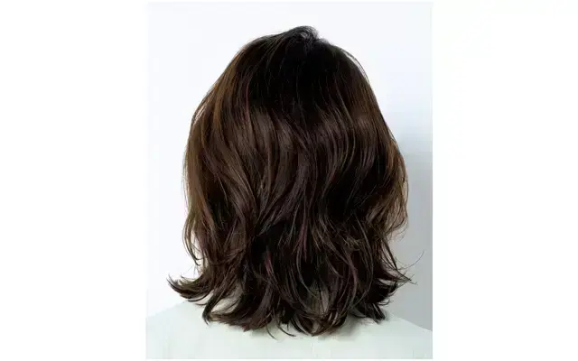 うねりのある表面を動きにシフト