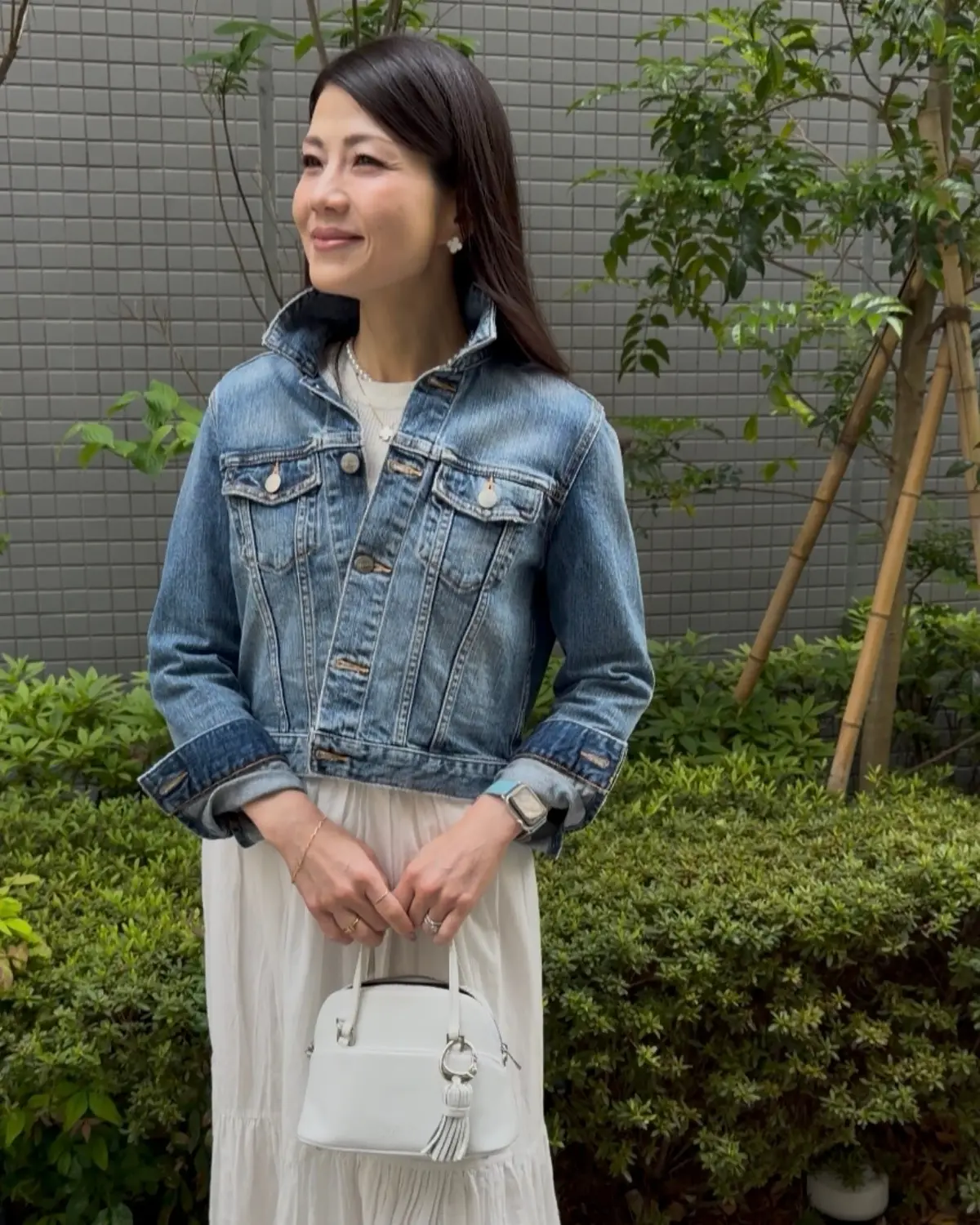 【春のデニムコーデ】40代の正解は「白」の画像_3