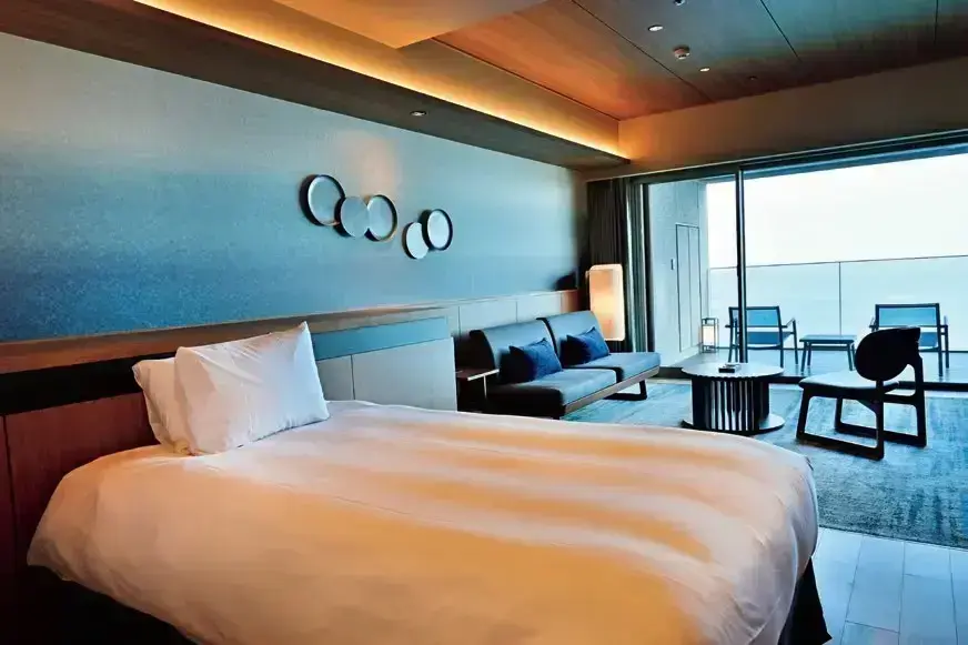 1名料金の設定があるのは、テラスに露天風呂が備わる51.47㎡のデラックスルーム 伊豆山 佳ら久 静岡県 熱海