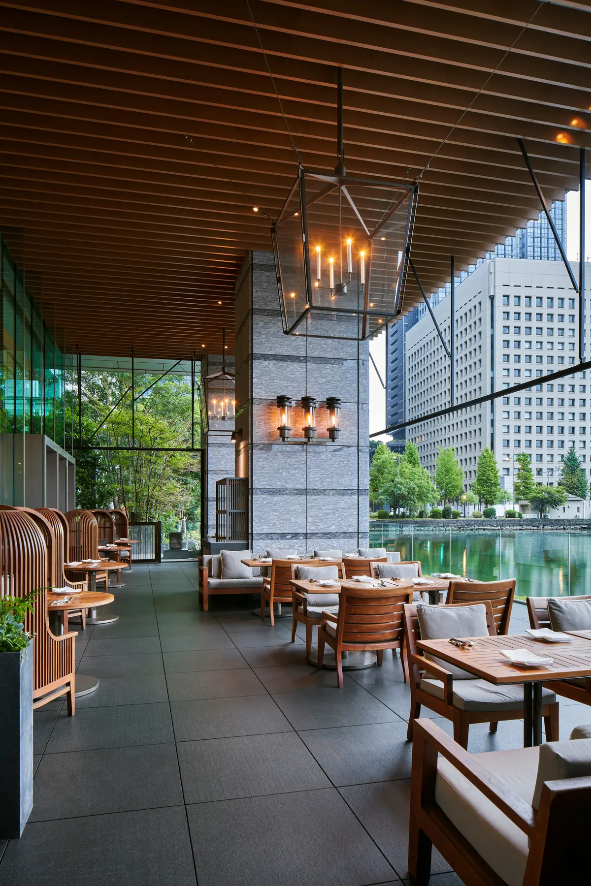 パレスホテル　オールデイダイニング　グランドキッチン　朝食