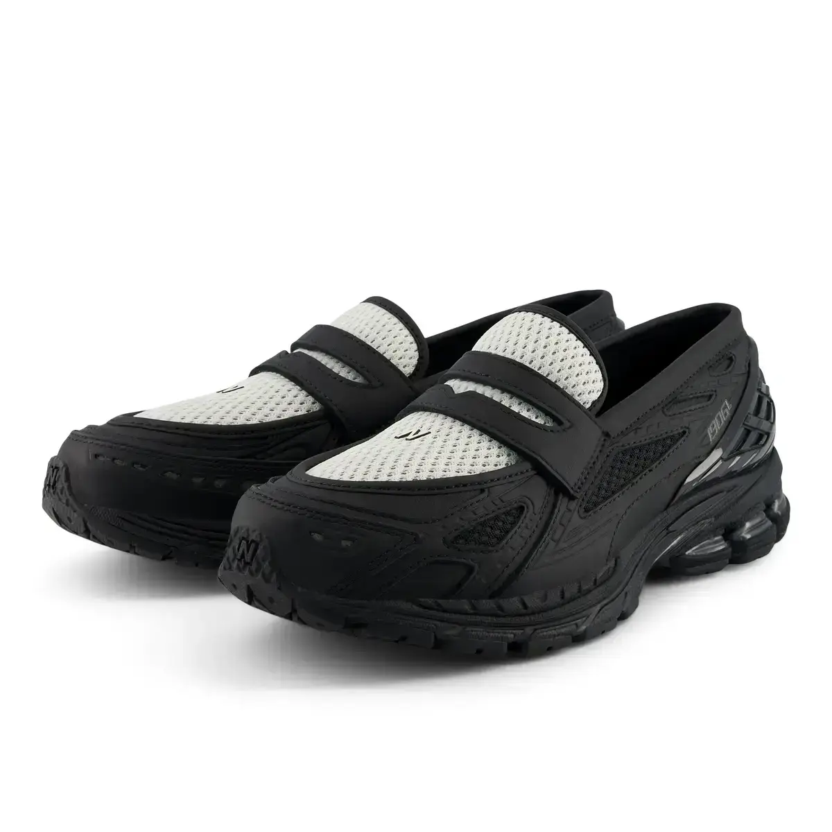 ニューバランス「1906 Loafer」