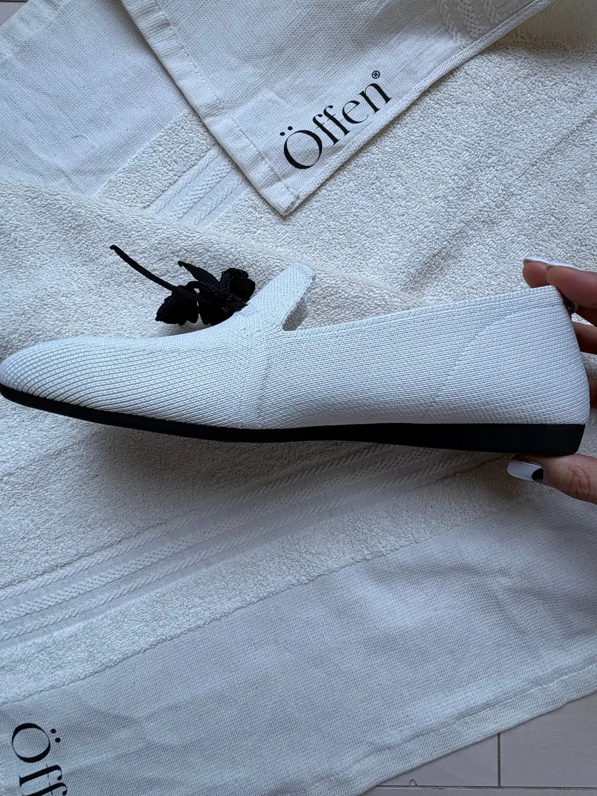 大人エレガントカジュアル　モノトーン