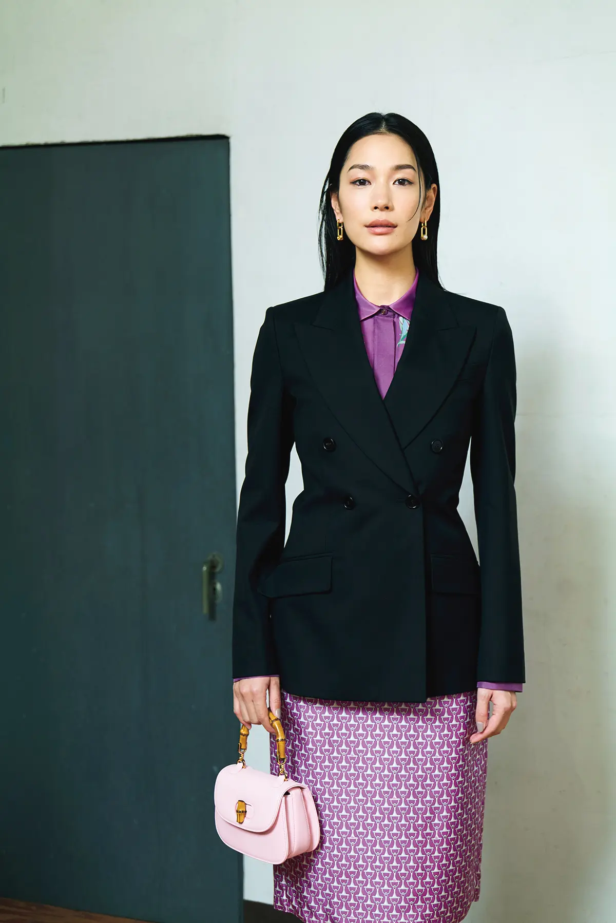 全方位絵になるたたずまいで 折り目正しい印象に