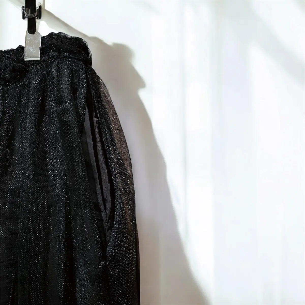 MIYAO 黒チュールパンツ 左右ポケット部分 エクラ編集部員の偏愛名品図鑑