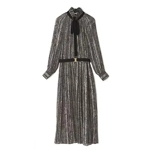 【50代 週末コーデ】新年の集まりに！ラの画像_2