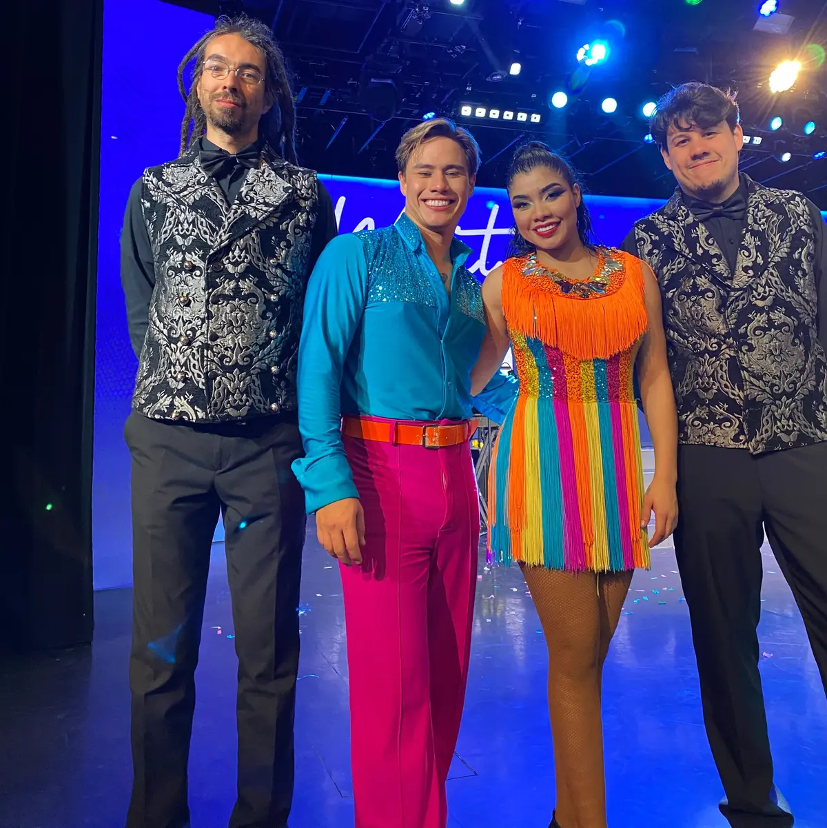 MSCベリッシマ 船内ショー 出演者 キャスト 写真 ナイトエンターテインメント クルーズ体験