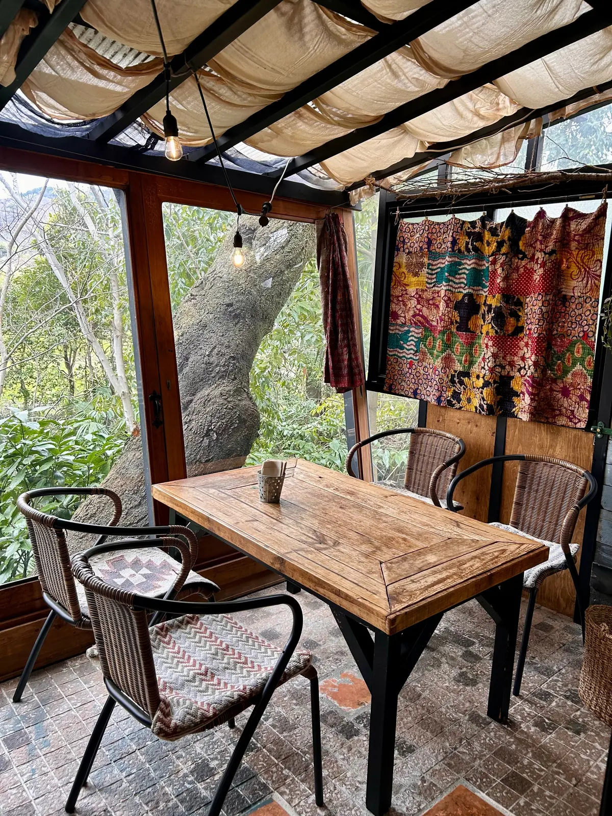 大山エリアの可愛い森のカフェへの画像_11