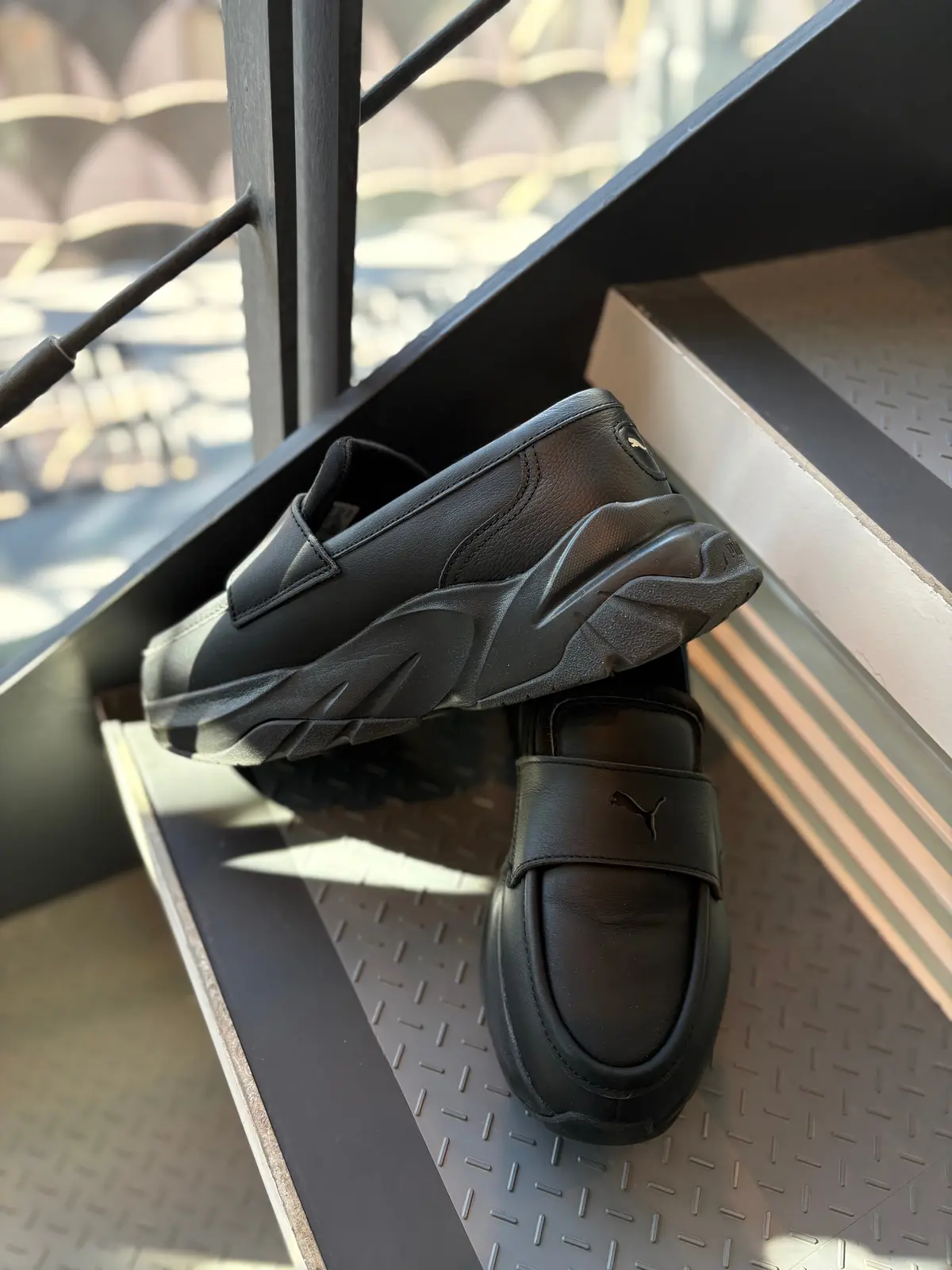 ハンサムコーデ　ローファー　スニーカーローファー