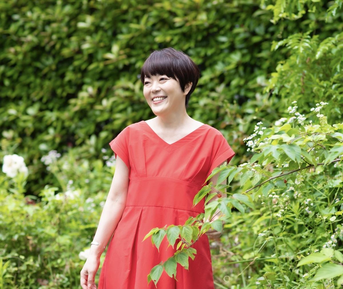 樫出恒代（かしで・ひさよ）　ポートレート