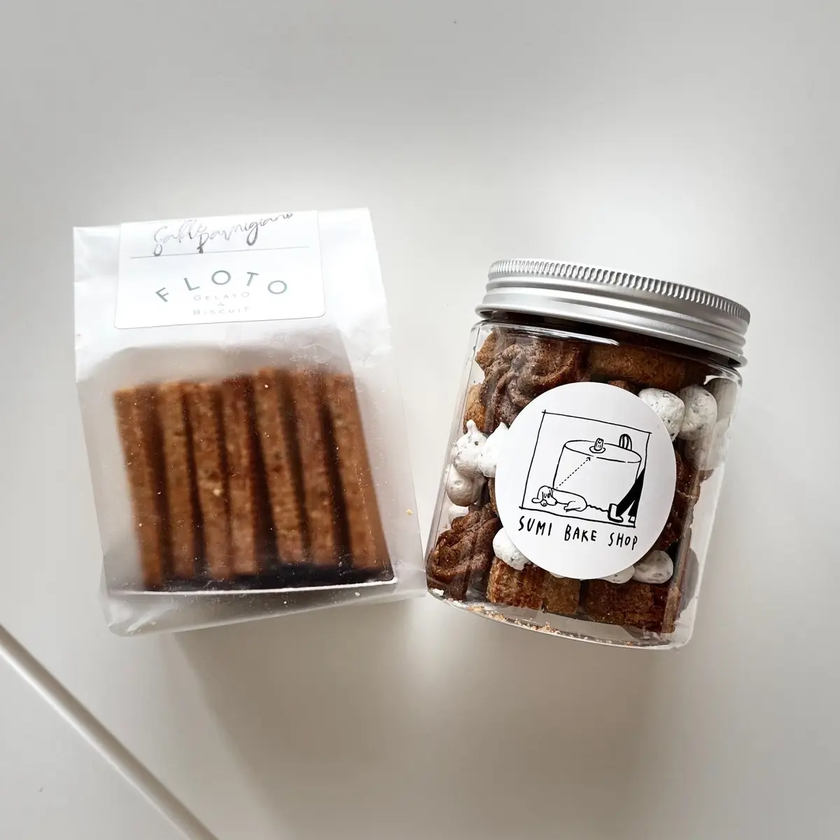 ⭐︎FLOTO(参宮橋)のサブレパルメザン ⭐︎SUMIBAKESHOP(神奈川・橋本)のクッキーボトル