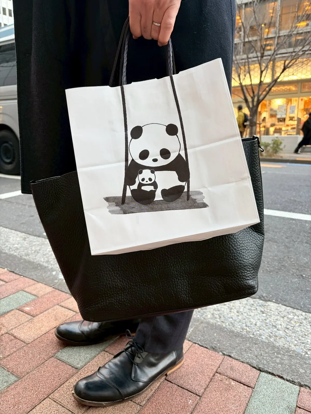 パンダダウム、銀座のジンジャー、紙袋、ブランコ