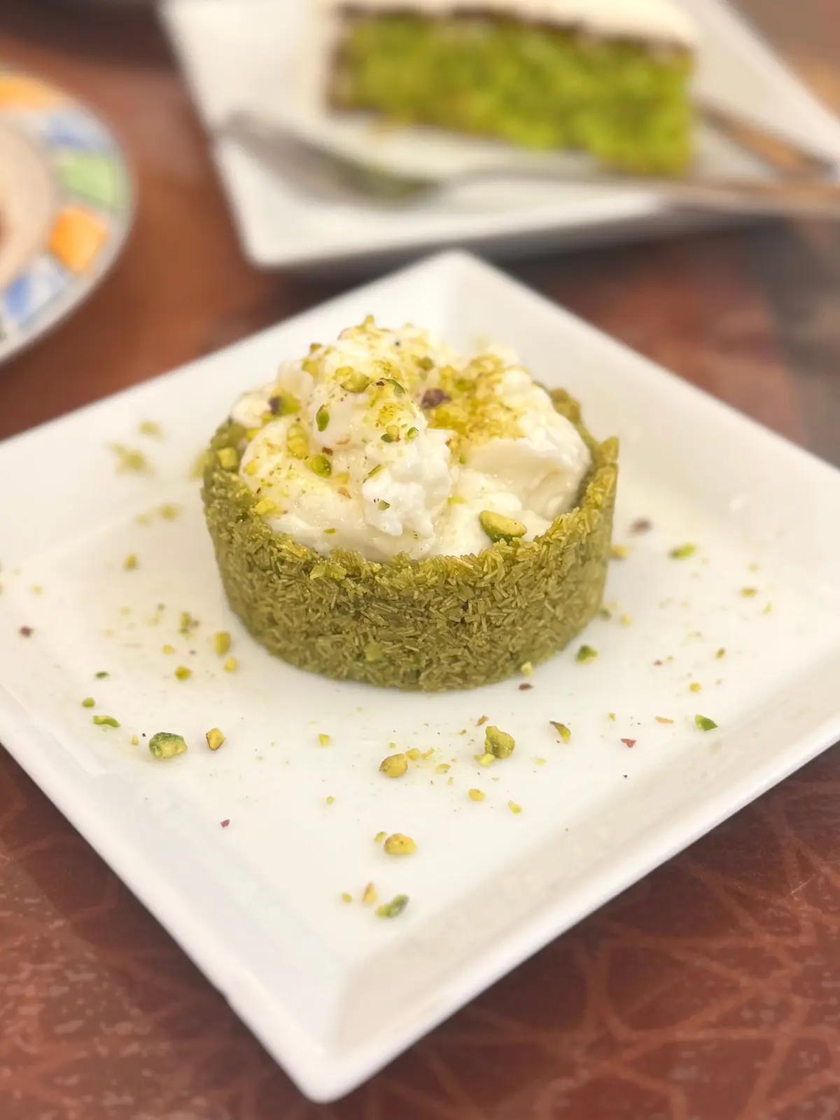 レバノンレストラン BYBLOS レバノン料理 ピスタチオ デザート 01
