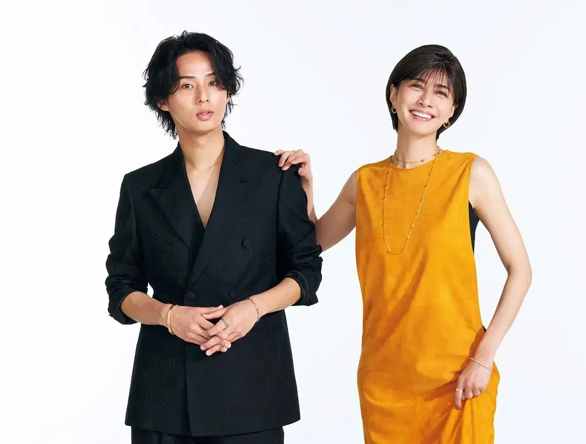 内田有紀×藤ヶ谷太輔のサマースタイル「響き合う夏のジュエリー」