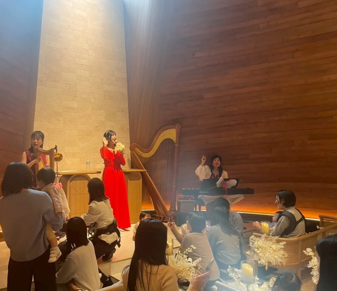 プチプラ赤いパンツで、ちょっと縁起を担いの画像_11