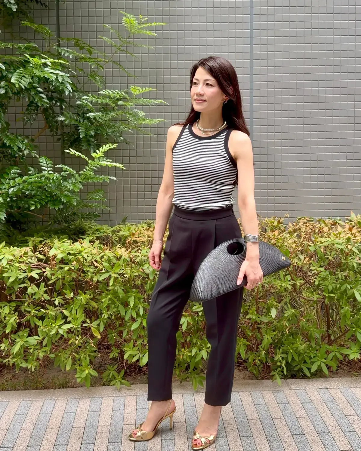 ユニクロ ブラトップ パンツ　サンダル　夏コーデ