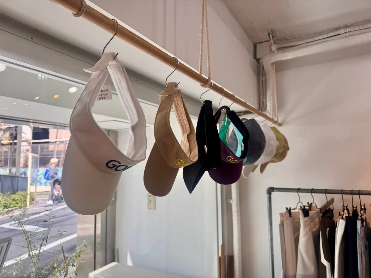 大人の品格を纏う洗練のゴルフスタイル「Tの画像_4