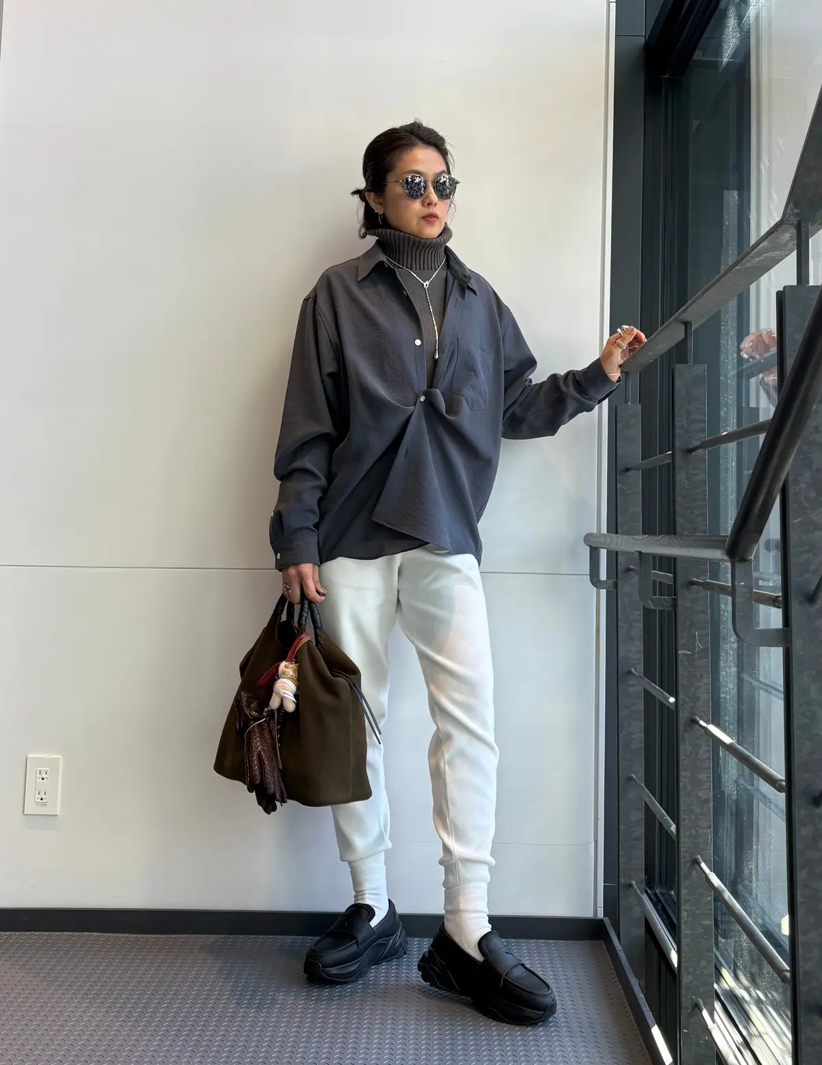 ハンサムコーデ　ローファー　スニーカーローファー