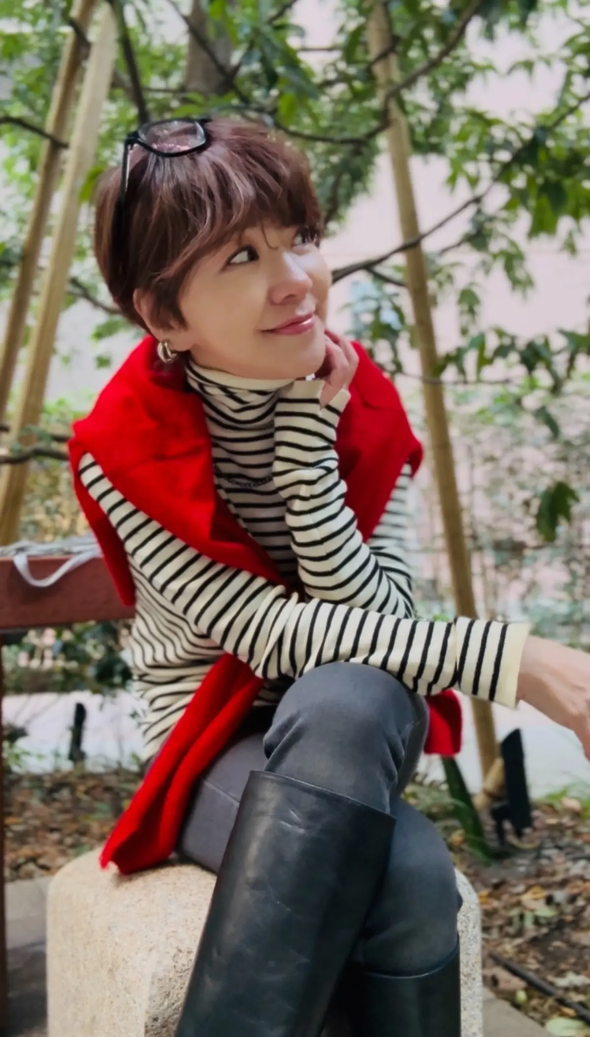 季節を楽しむ大人のおしゃれお出かけコーデの画像_3