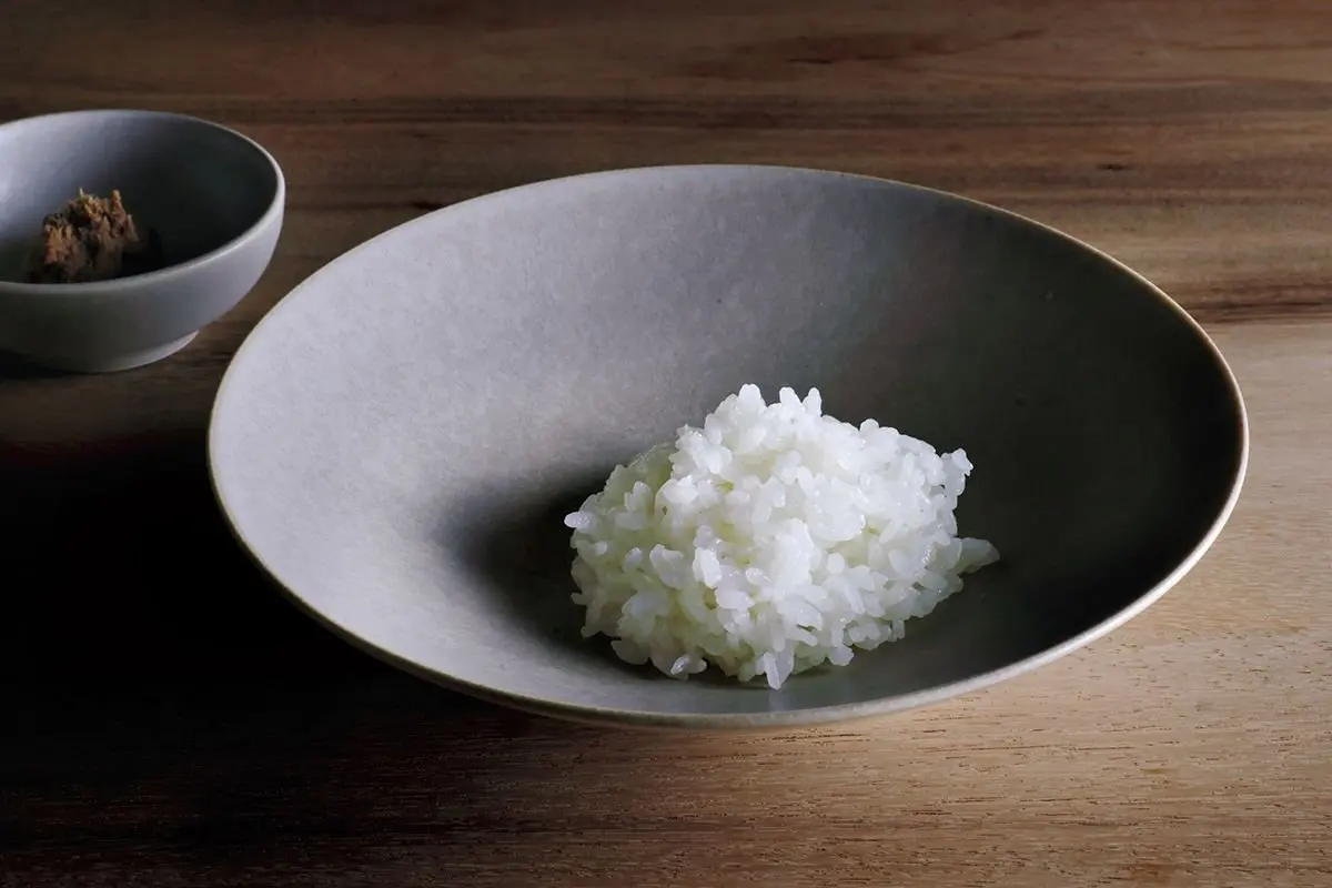 糸魚川産コシヒカリ「ひすいの雫」　炊きたてをそのまま　