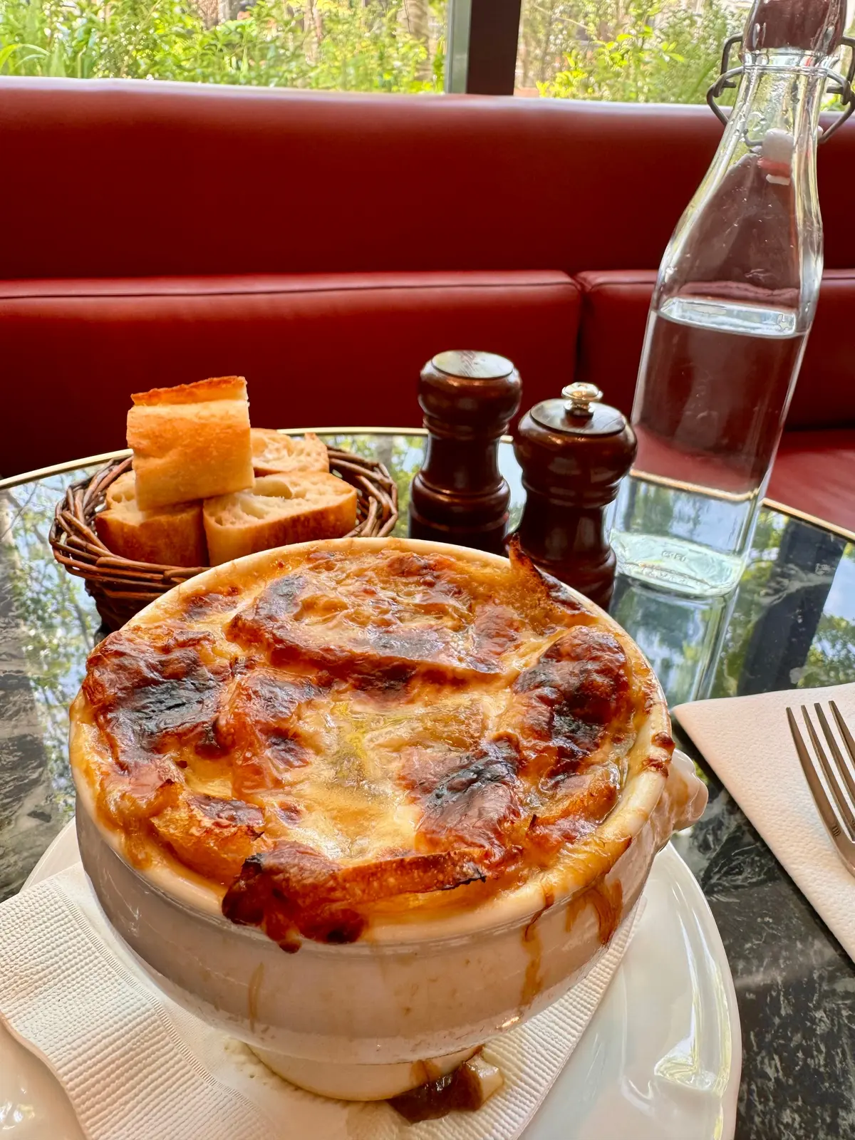 表参道でパリ気分☆伝説のギャルソンが手がの画像_3