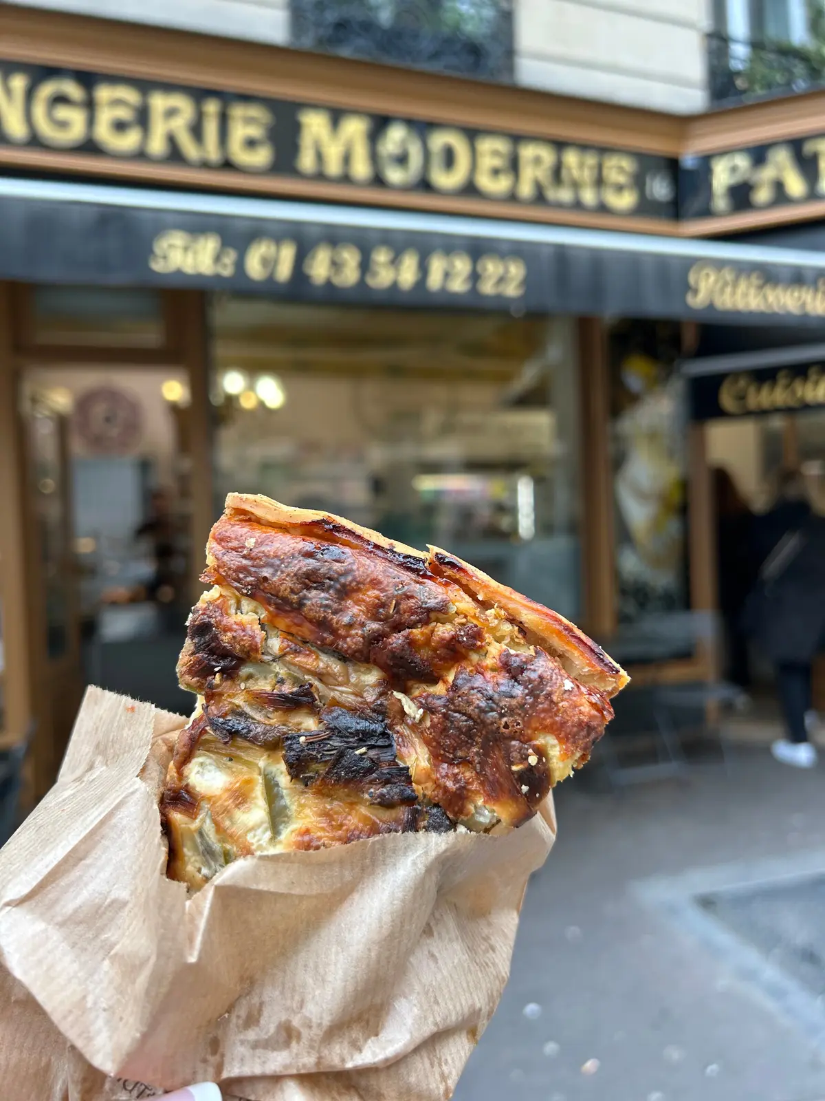 Netflix    Emily in Paris　seasons5   エミリーパリへ行く　ネットフリックス　ロケ地