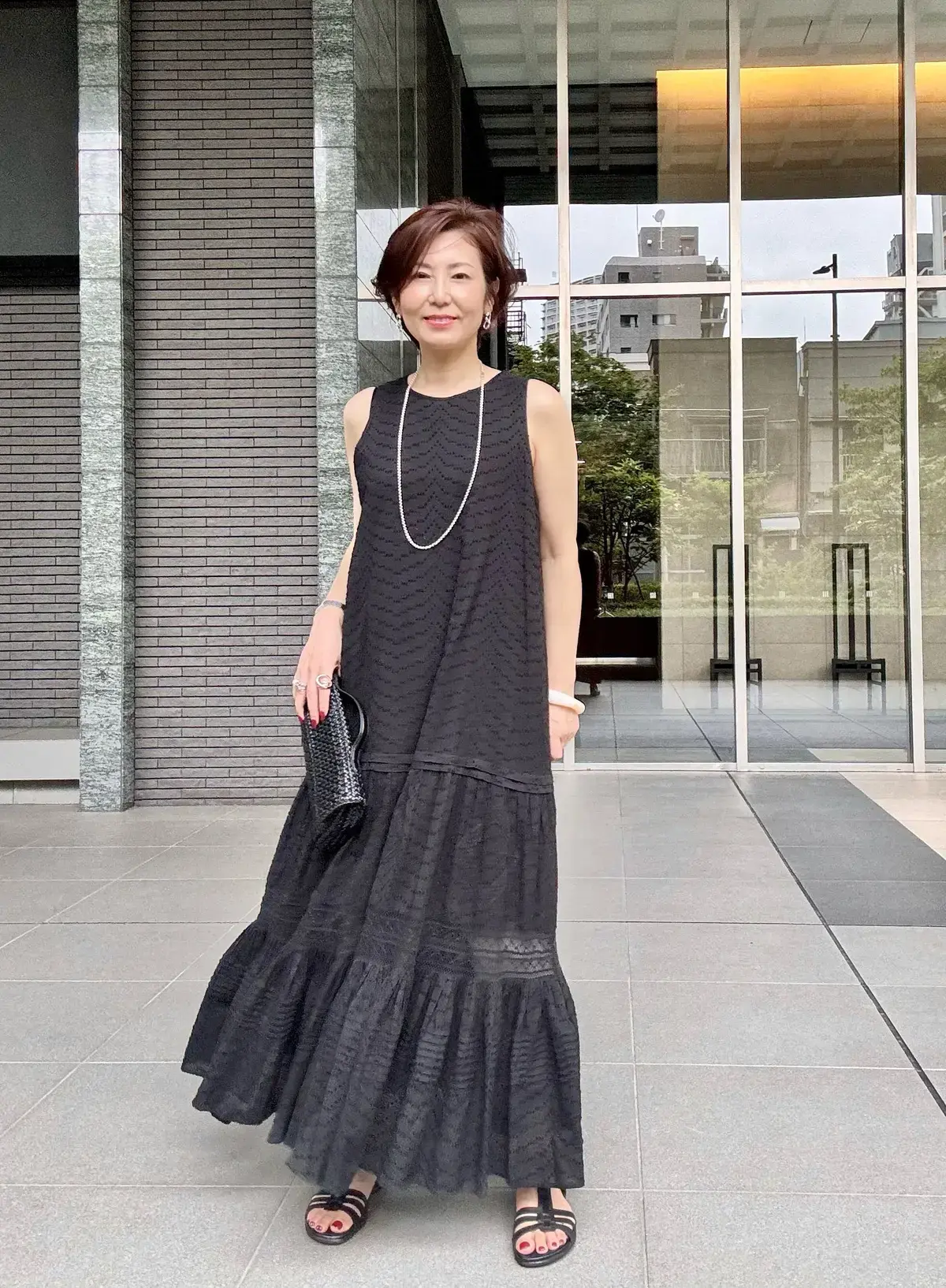 コットンレースのティアードワンピース