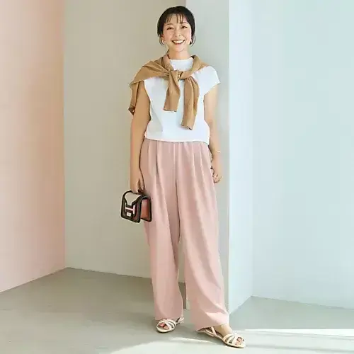 40代・50代 パンツコーデ｜「イーバイの画像_1