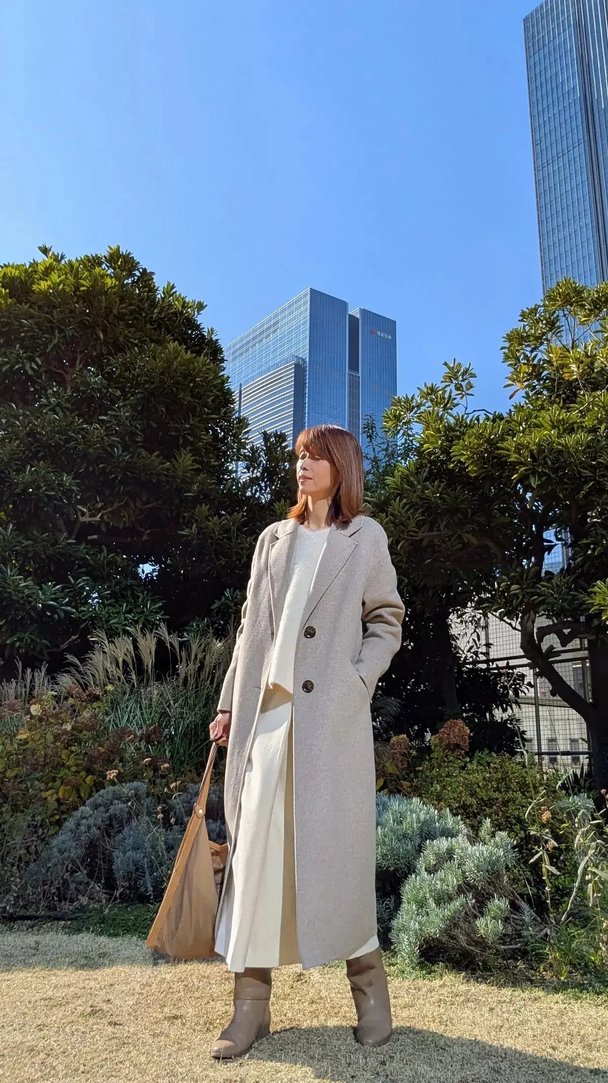 冬　ロングコートコーデ　ベージュ チームJマダム youkarlさんブログ