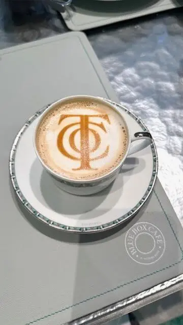 ティファニーで朝食を。娘とティファニーボの画像_5