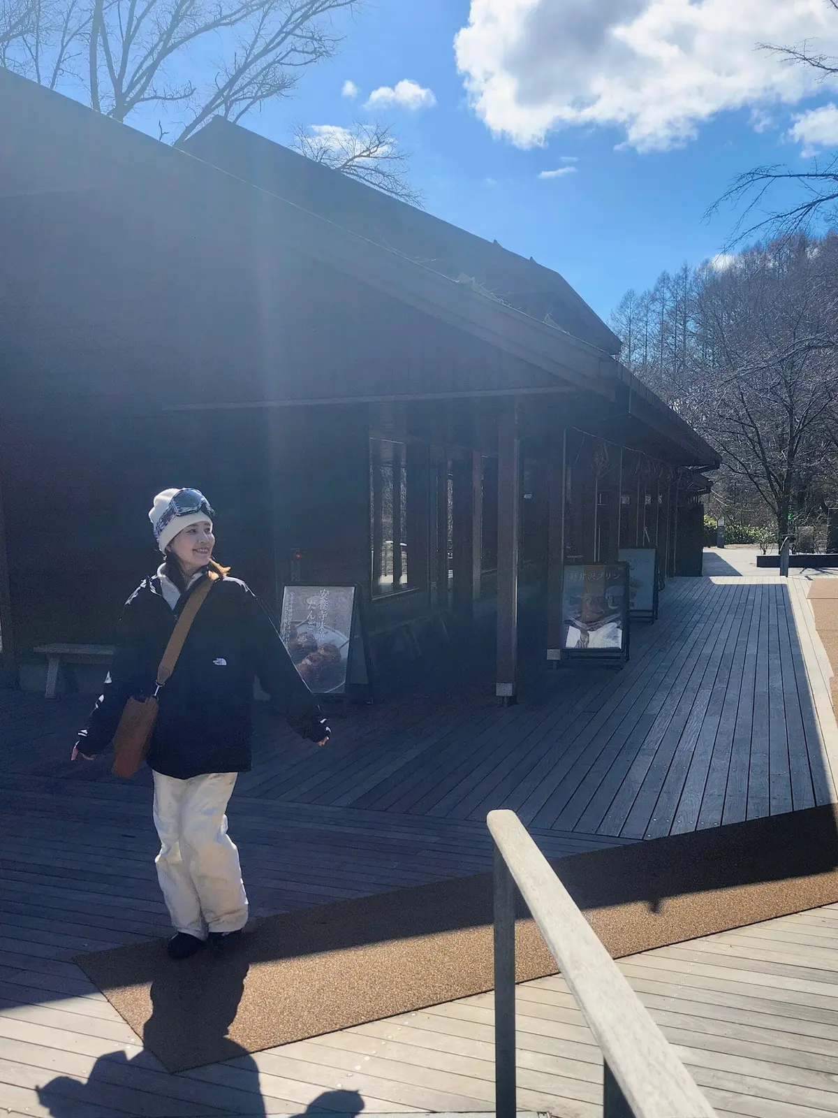 軽井沢、冬の軽井沢、プリンスアウトレット、沢村、旧軽井沢銀座、沢村モーニング、軽井沢モーニング、中山のジャム、ハルニレテラス、軽井沢お土産、グランドエクシブ軽井沢、和泉屋傳兵衛、サンクチュアリ・ヴィラ ムセオスーパースイートグレード、ホテルラウンジ