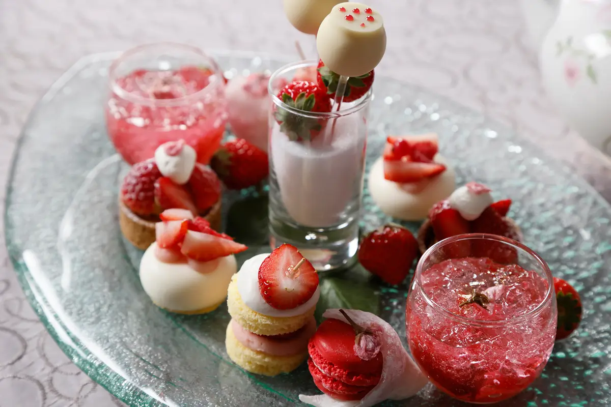 アフタヌーンティー　大阪マリオット都ホテル　LOUNGE PLUS　スイーツ