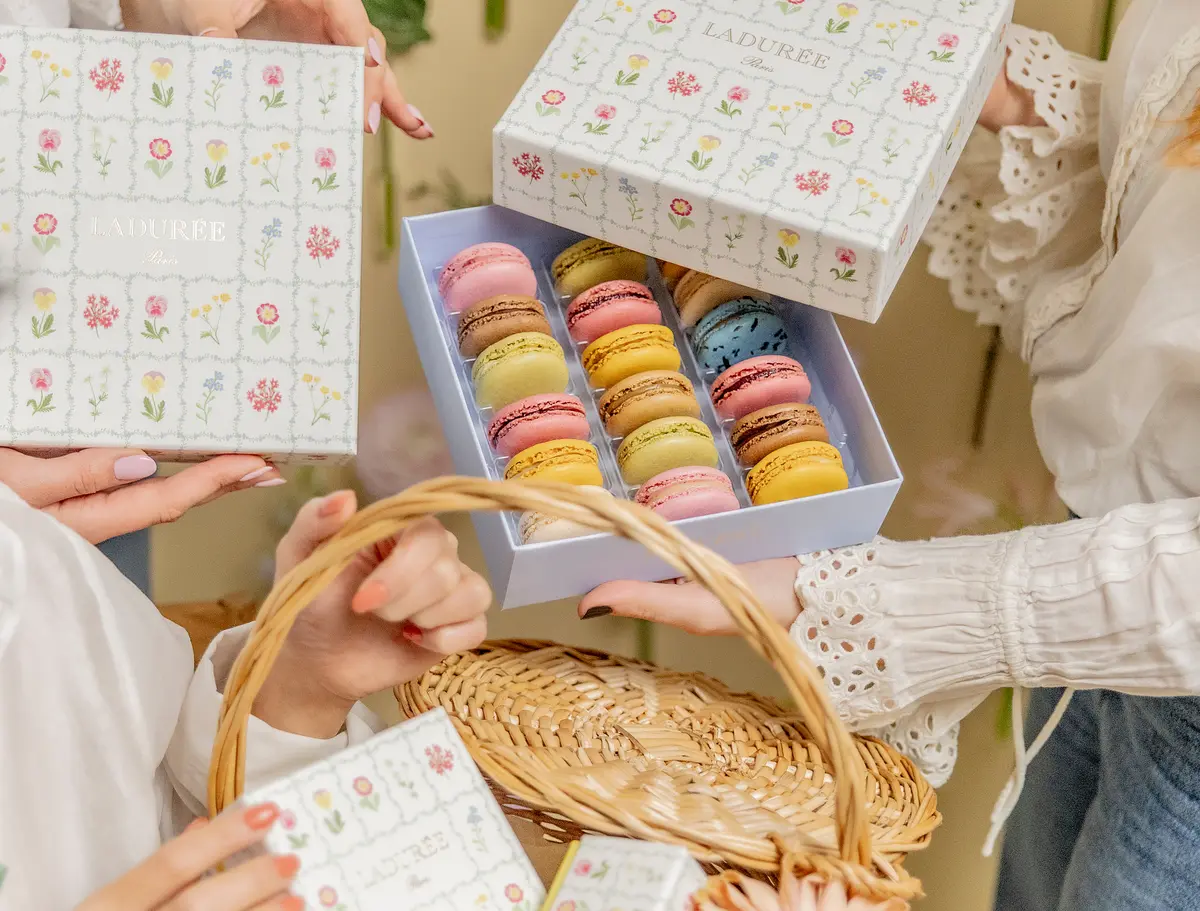 イースター　限定ボックス　ラデュレ