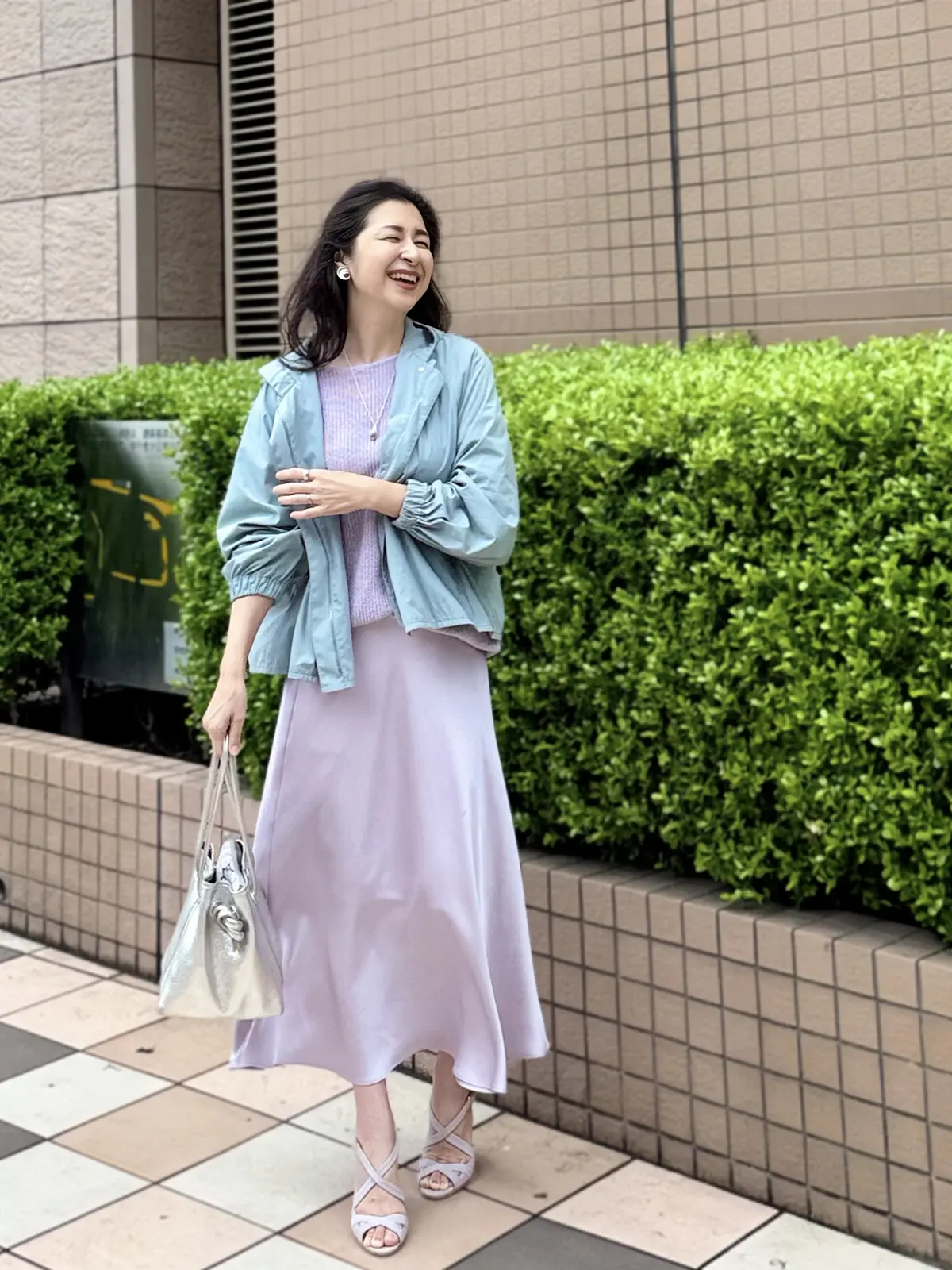 ユニクロサテンスカート　ライトパープル　ユニクロC ブルーのブルゾン