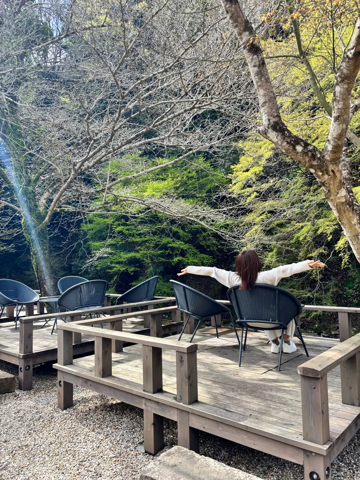 足湯に入りながら美味しいパンが食べられるの画像_3