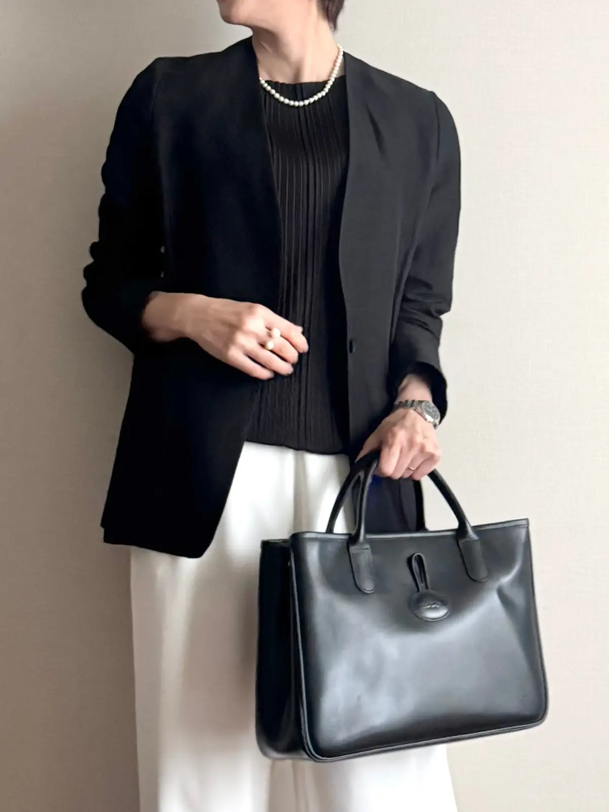 夏日の入学式はリネンジャケットでモノトーの画像_2