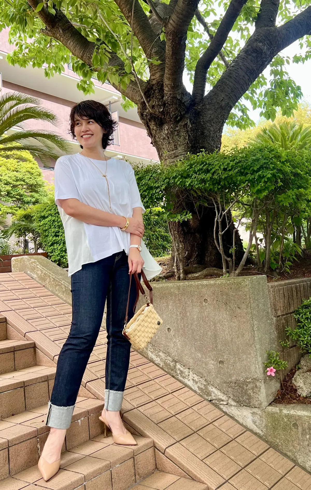 エクラ 華組　水口宜子さん　50代　Tシャツコーデ